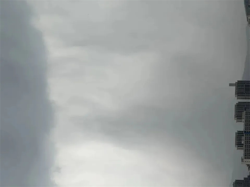 Typhoon Danas approaches, Xiamen experiences severe convective weather including hail today