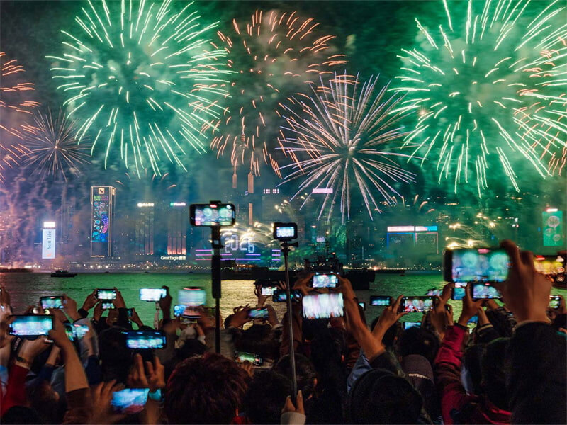 استقبلوا العام الجديد 2026 بعطلة لمدة أربعة أيام: تعزيز الراحة والاستهلاك والسياحة